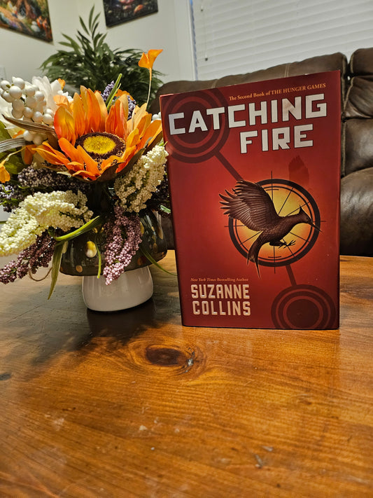 Catching Fire |Hunger Games| (The Hunger Games) *Pre-owned*