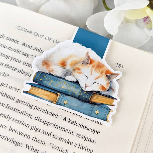 Magnetic Bookmark - Cat bookmark - Sleeping library cat